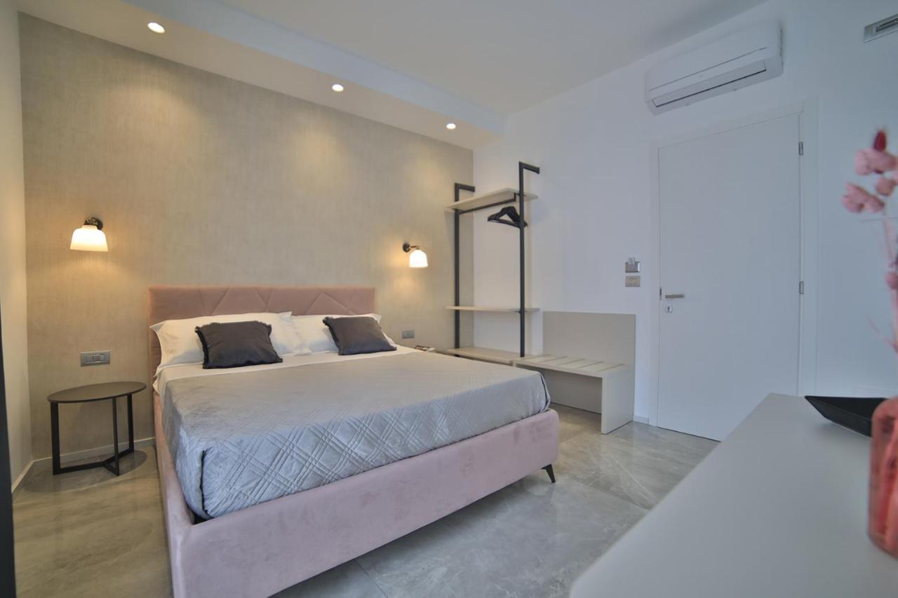 Calaluna Rooms ปอร์โตเชซาเรโอ ภายนอก รูปภาพ